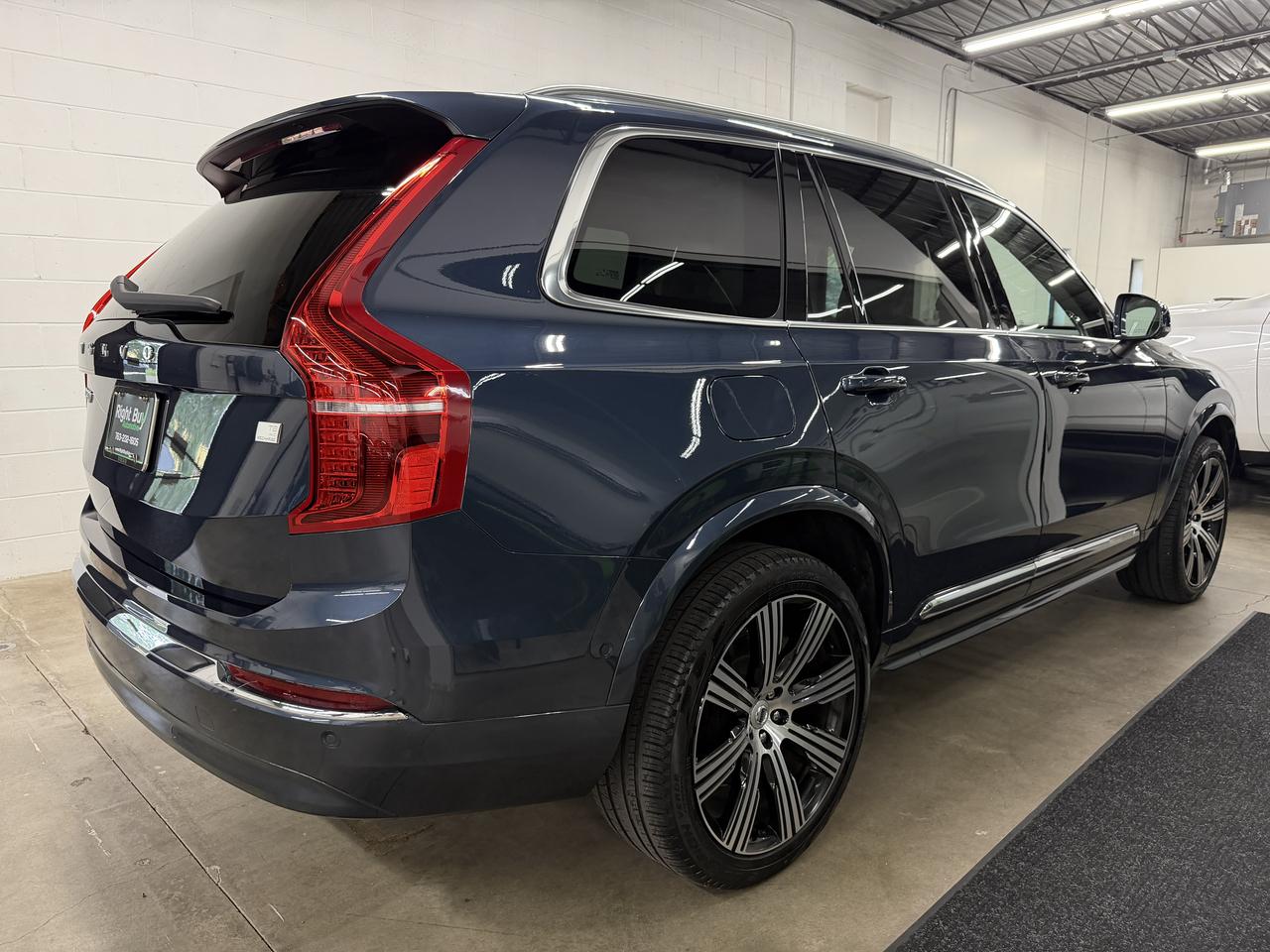 Volvo XC90 Recharge T8 Ultimate Bright w/6 Passenger Seating 2023