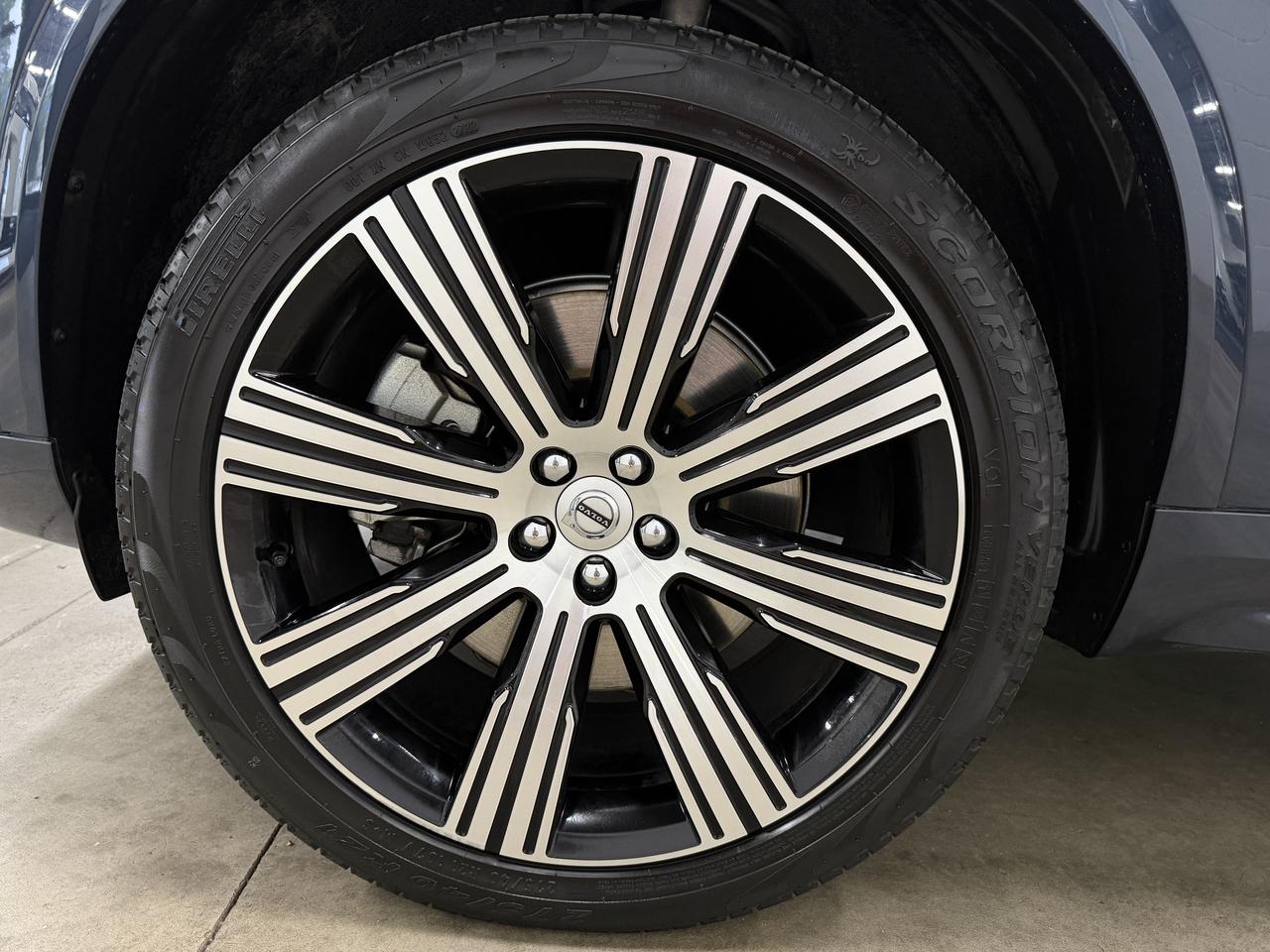 Volvo XC90 Recharge T8 Ultimate Bright w/6 Passenger Seating 2023