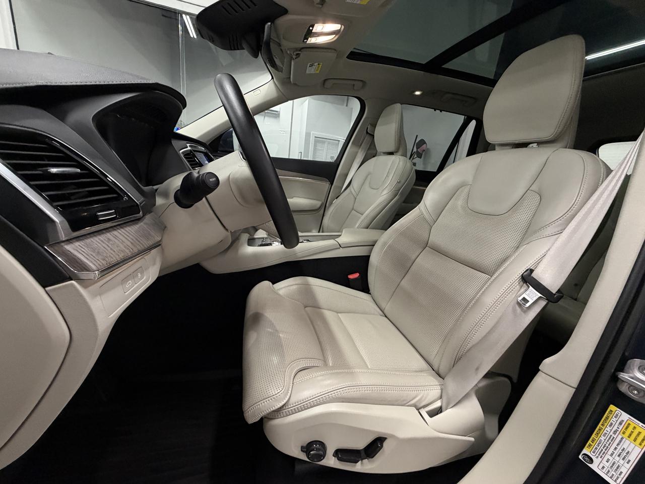Volvo XC90 Recharge T8 Ultimate Bright w/6 Passenger Seating 2023