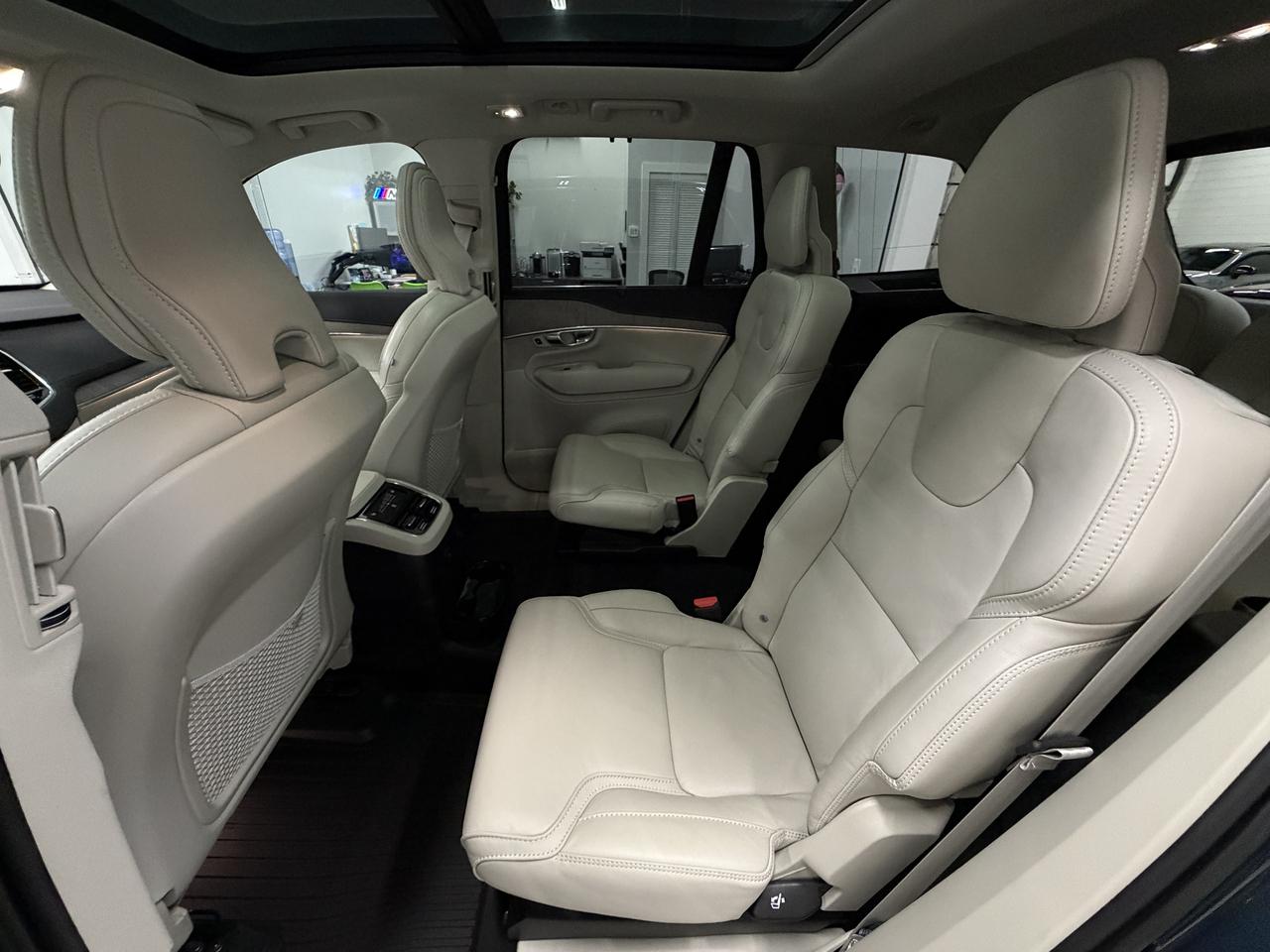 Volvo XC90 Recharge T8 Ultimate Bright w/6 Passenger Seating 2023