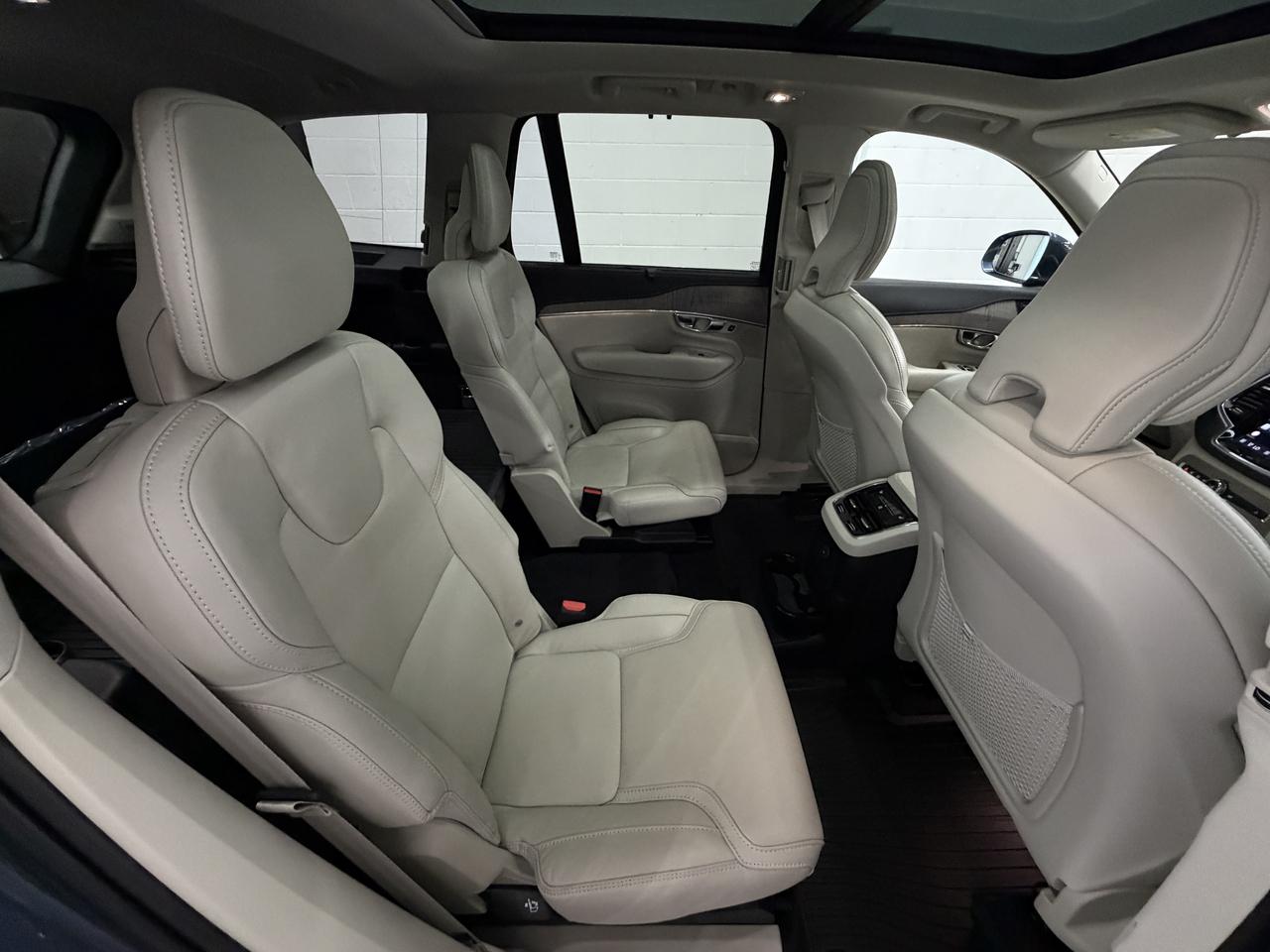 Volvo XC90 Recharge T8 Ultimate Bright w/6 Passenger Seating 2023