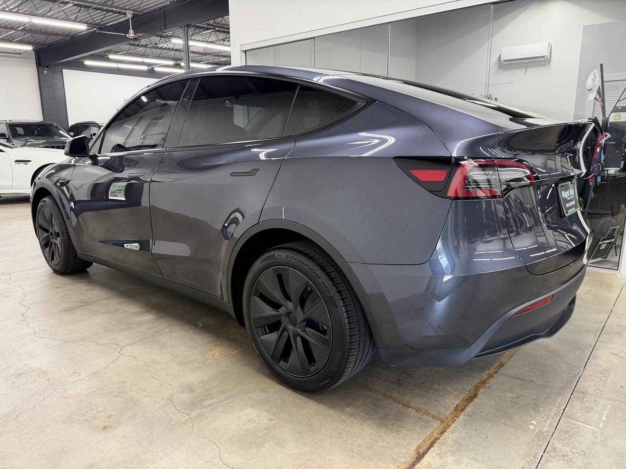 Tesla Model Y Long Range 2025