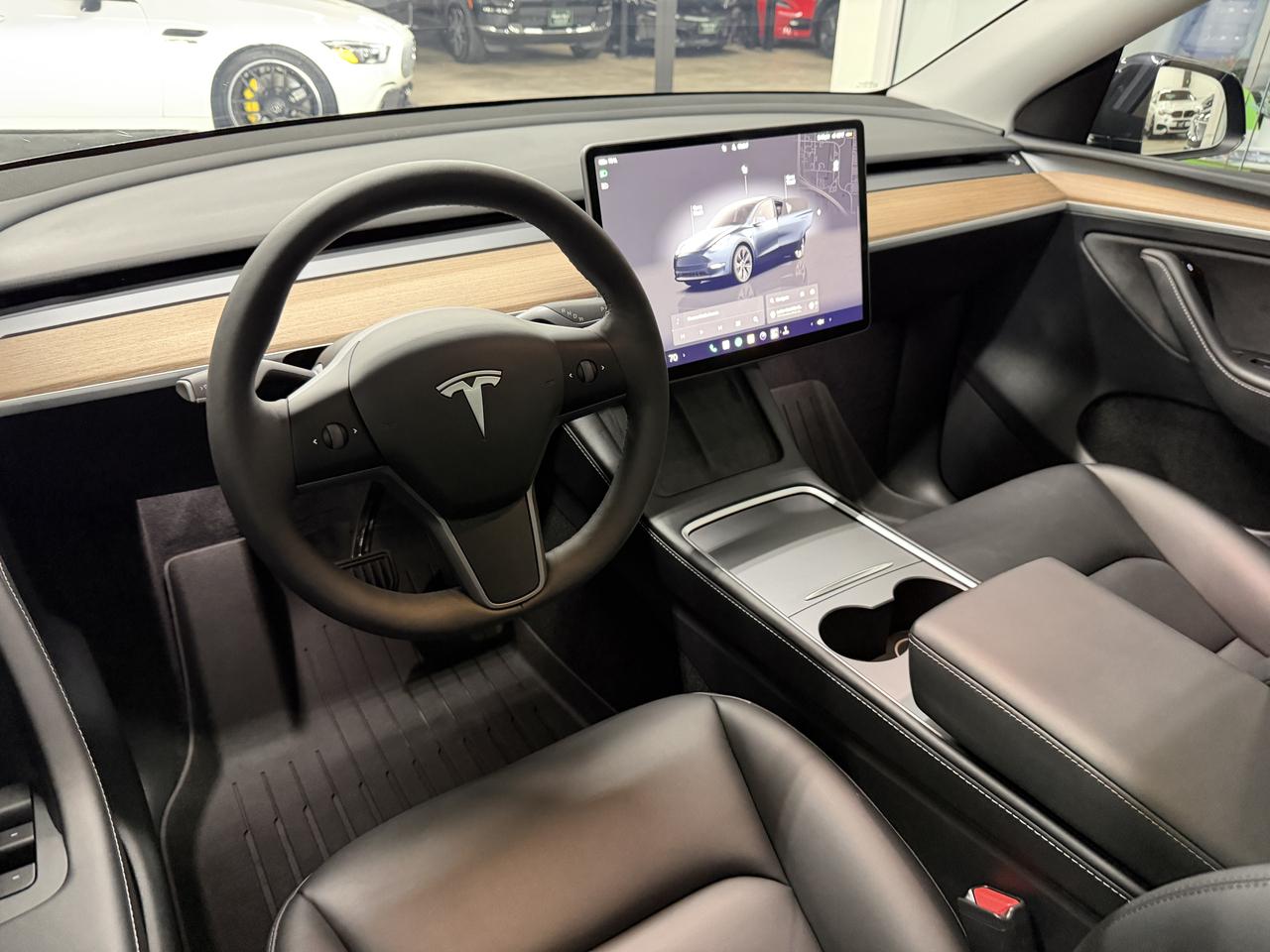 Tesla Model Y Long Range 2025