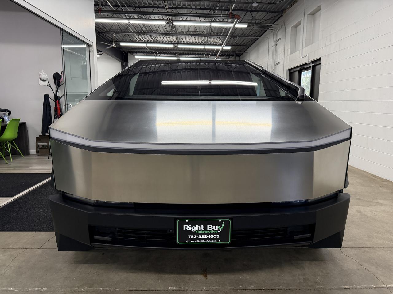 Tesla Cybertruck Base 2024
