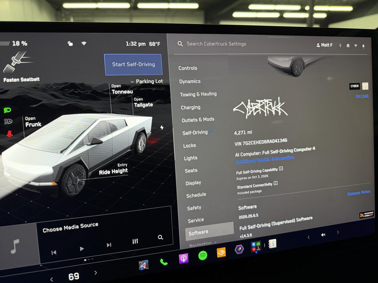 Tesla Cybertruck Base 2024