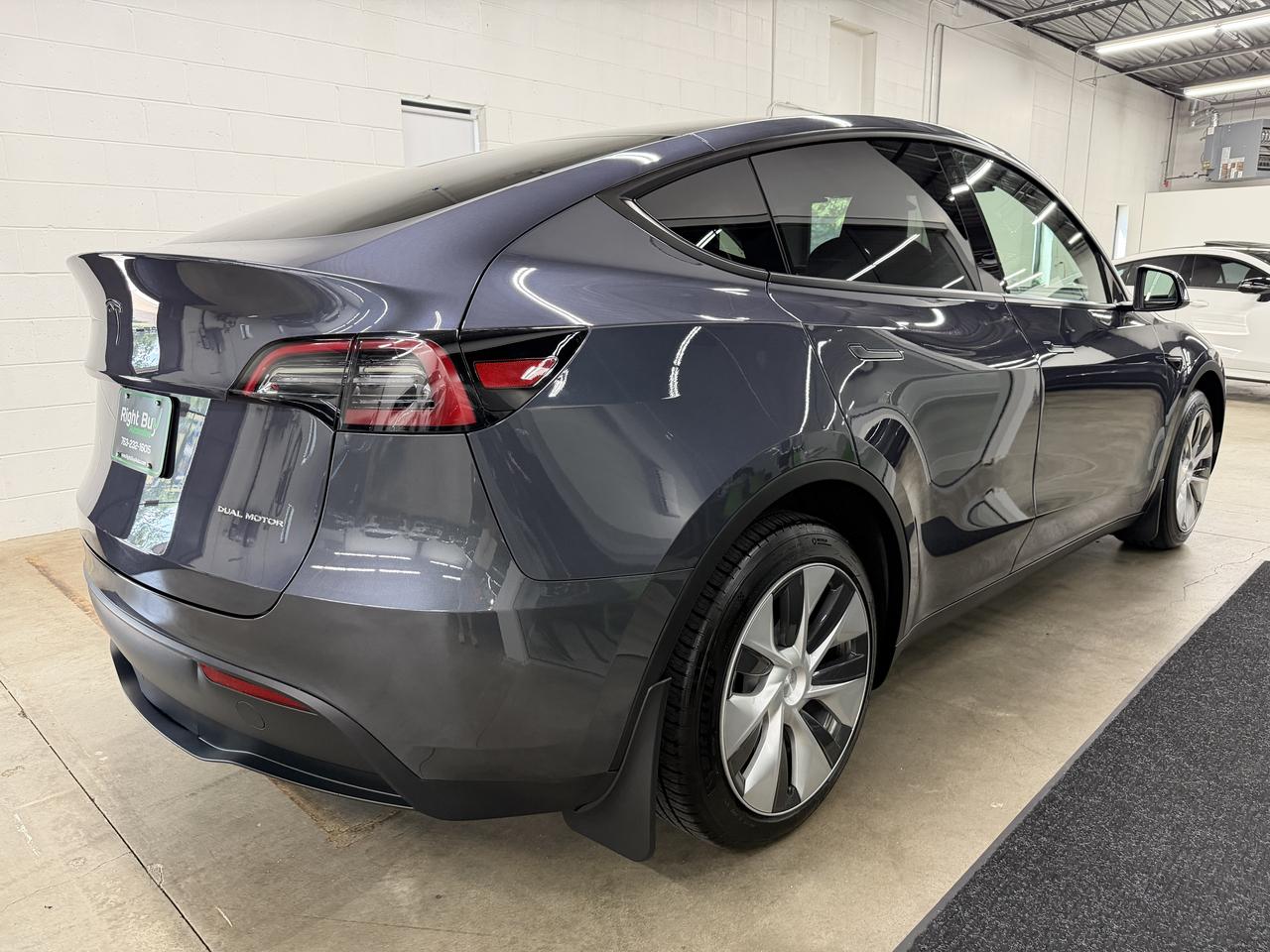 Tesla Model Y Long Range 2023