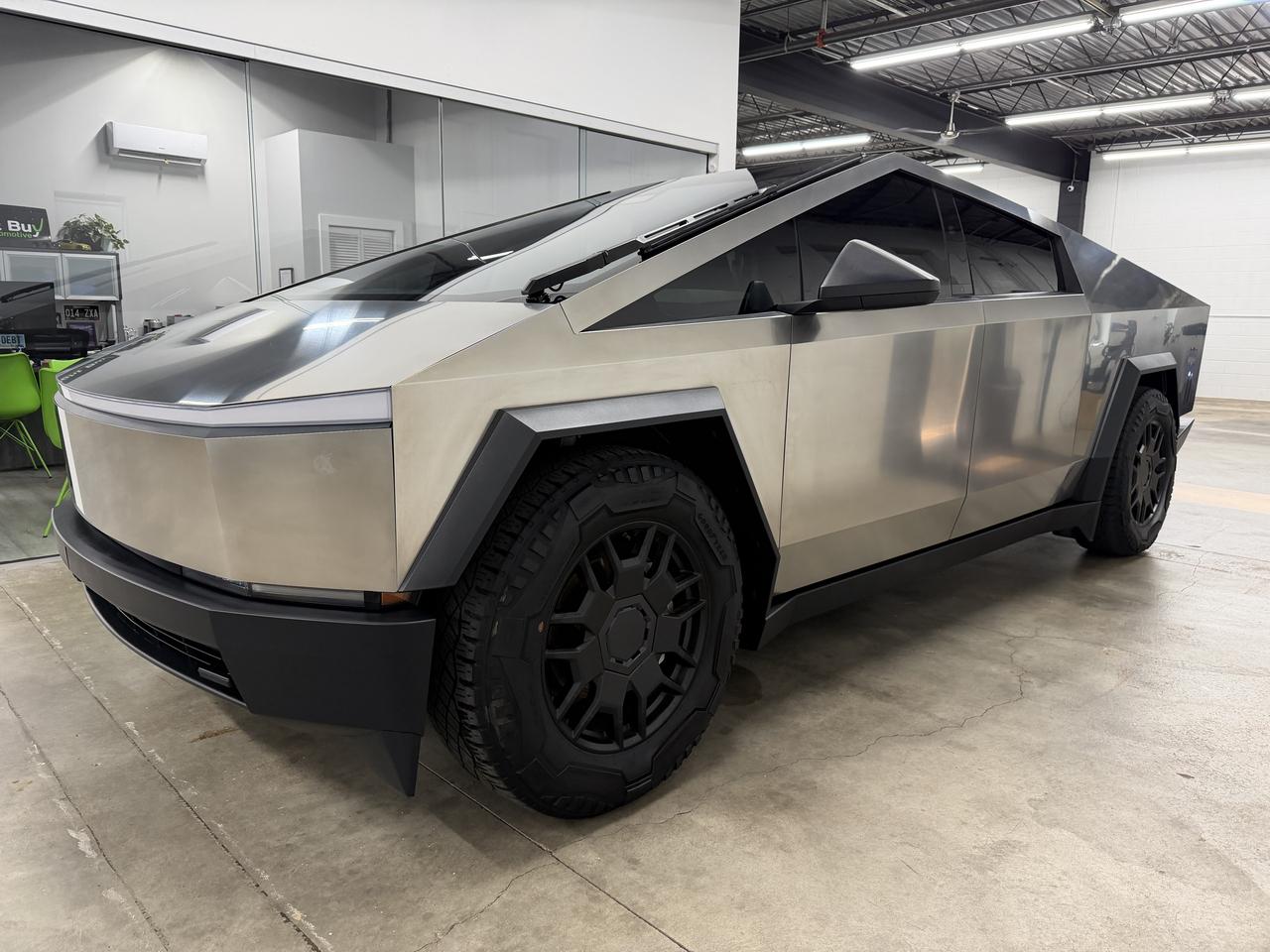 2024 Tesla Cybertruck Base