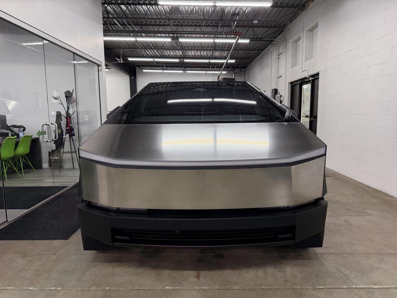 Tesla Cybertruck Base 2024