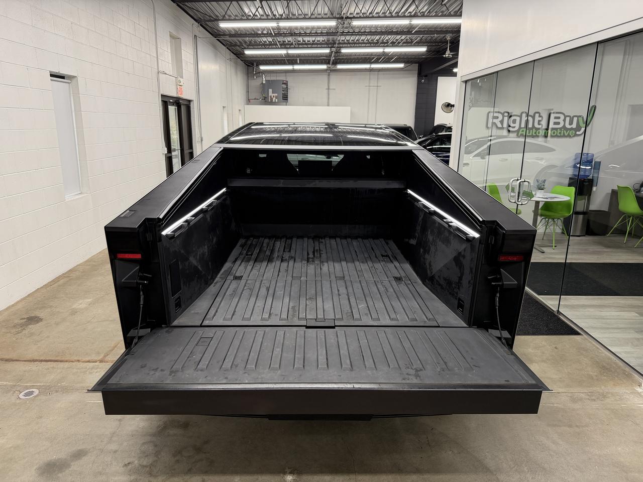 Tesla Cybertruck Base 2024