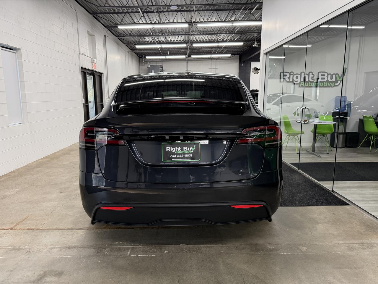 Tesla Model X  2024