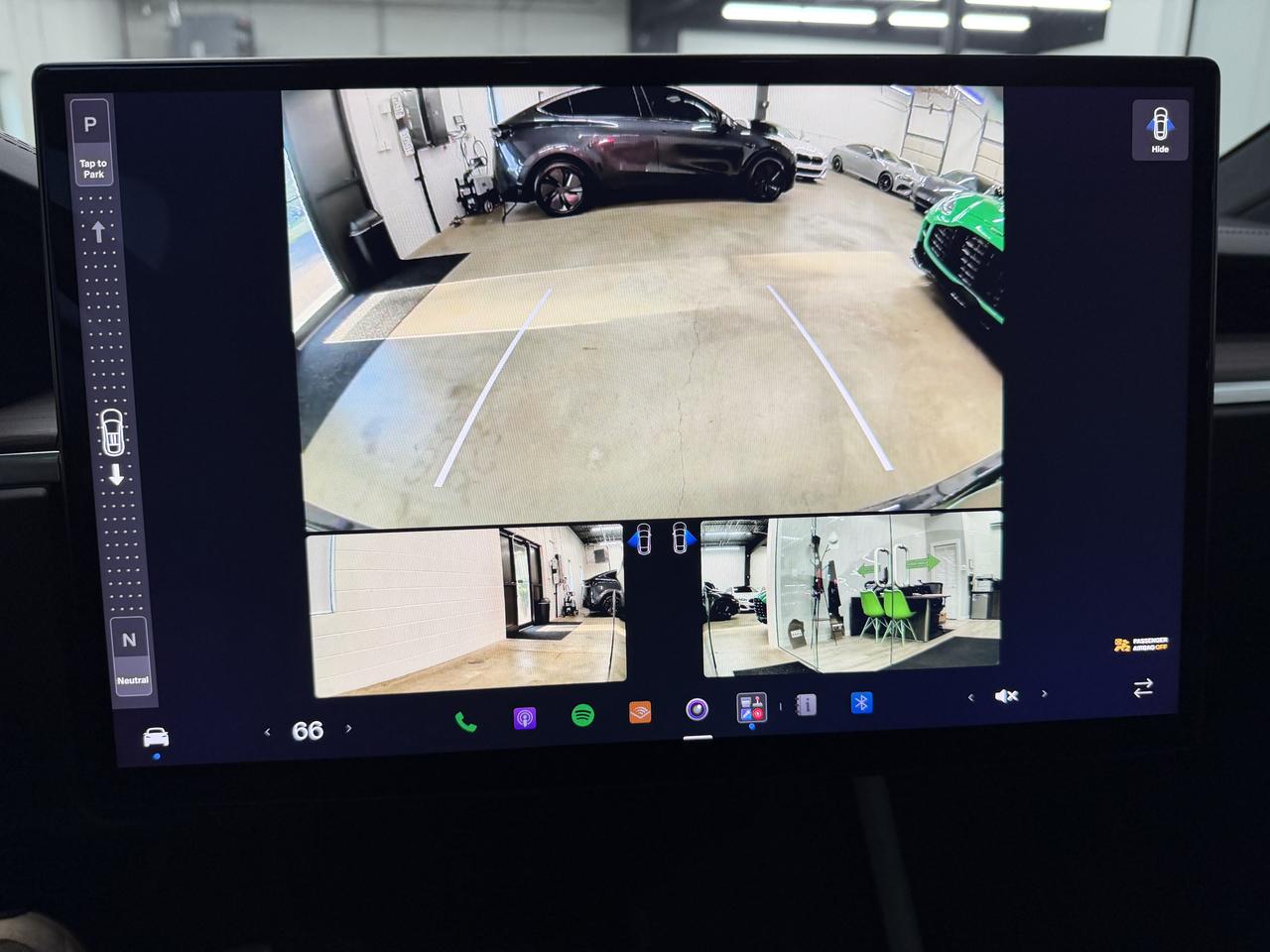 Tesla Model X  2024