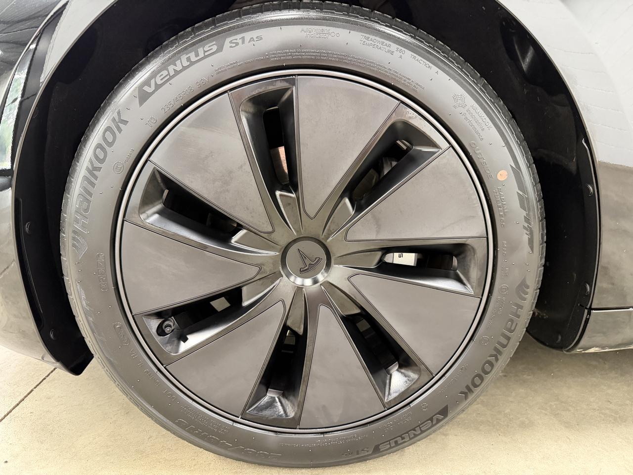 Tesla Model 3 Long Range 2024