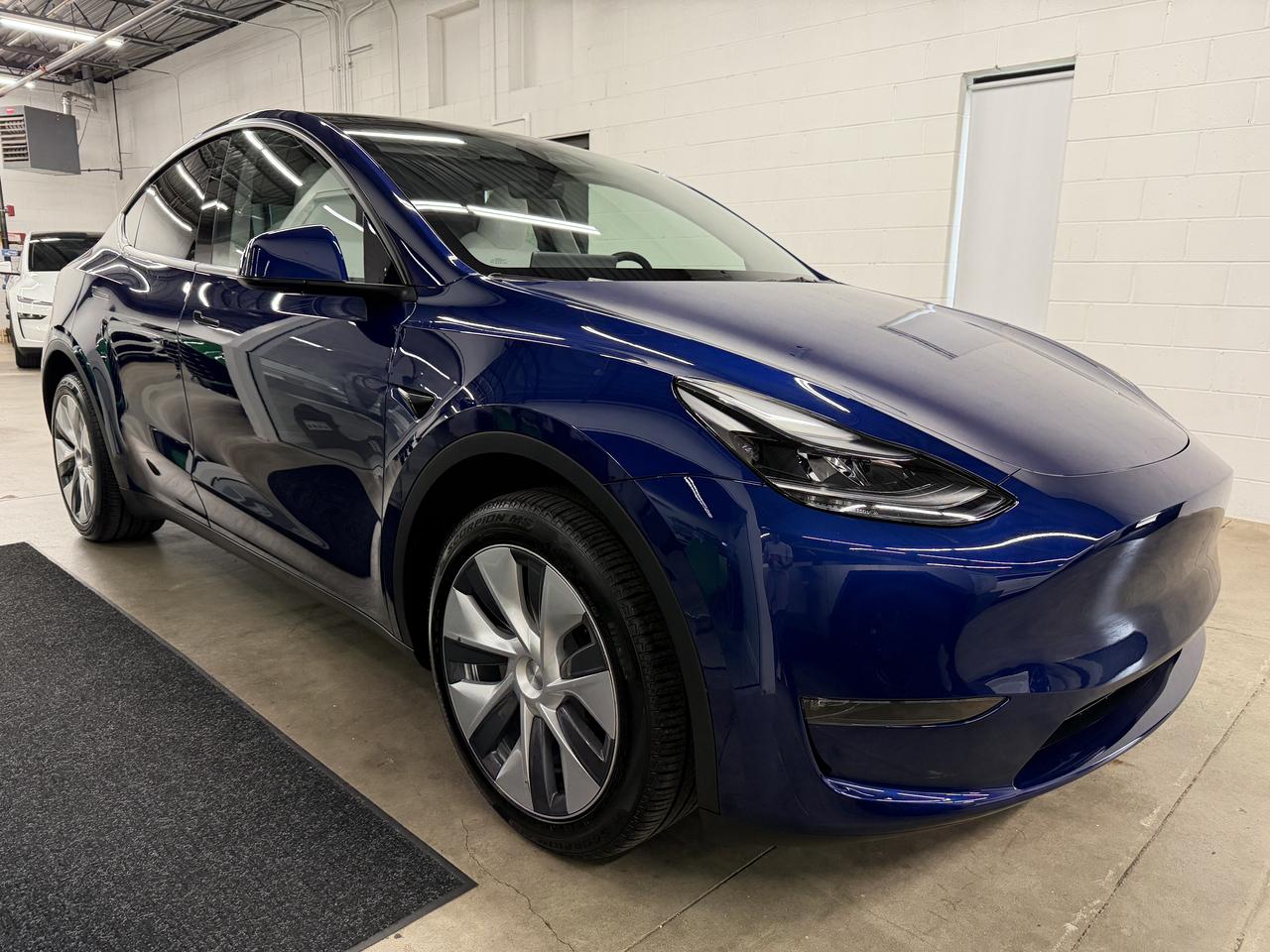 Tesla Model Y Long Range 2024