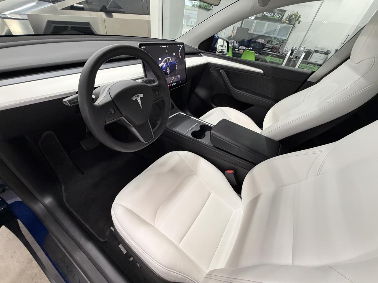 Tesla Model Y Long Range 2024