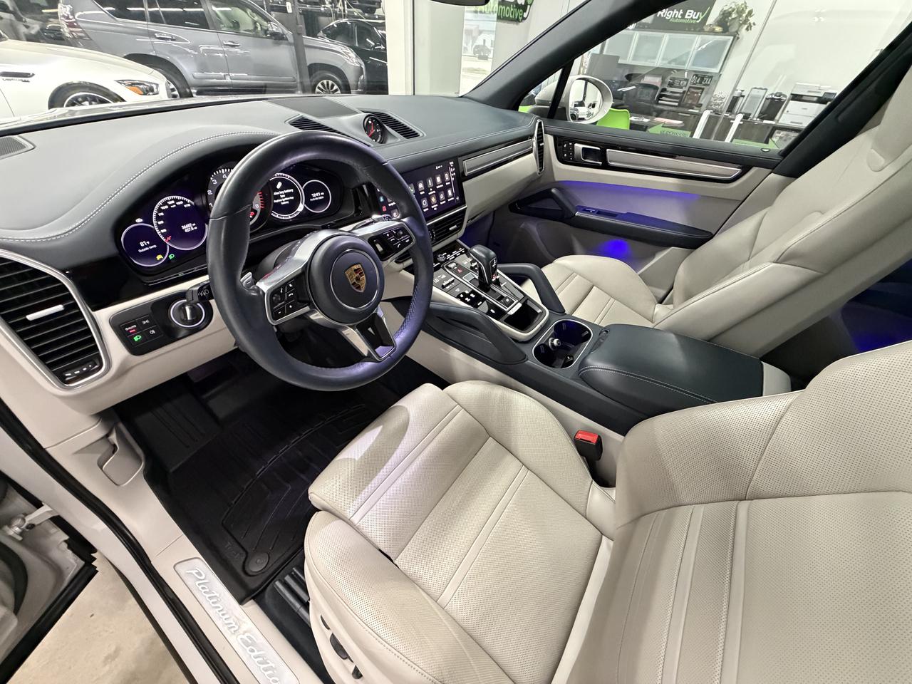 Porsche Cayenne Platinum Edition AWD 2023