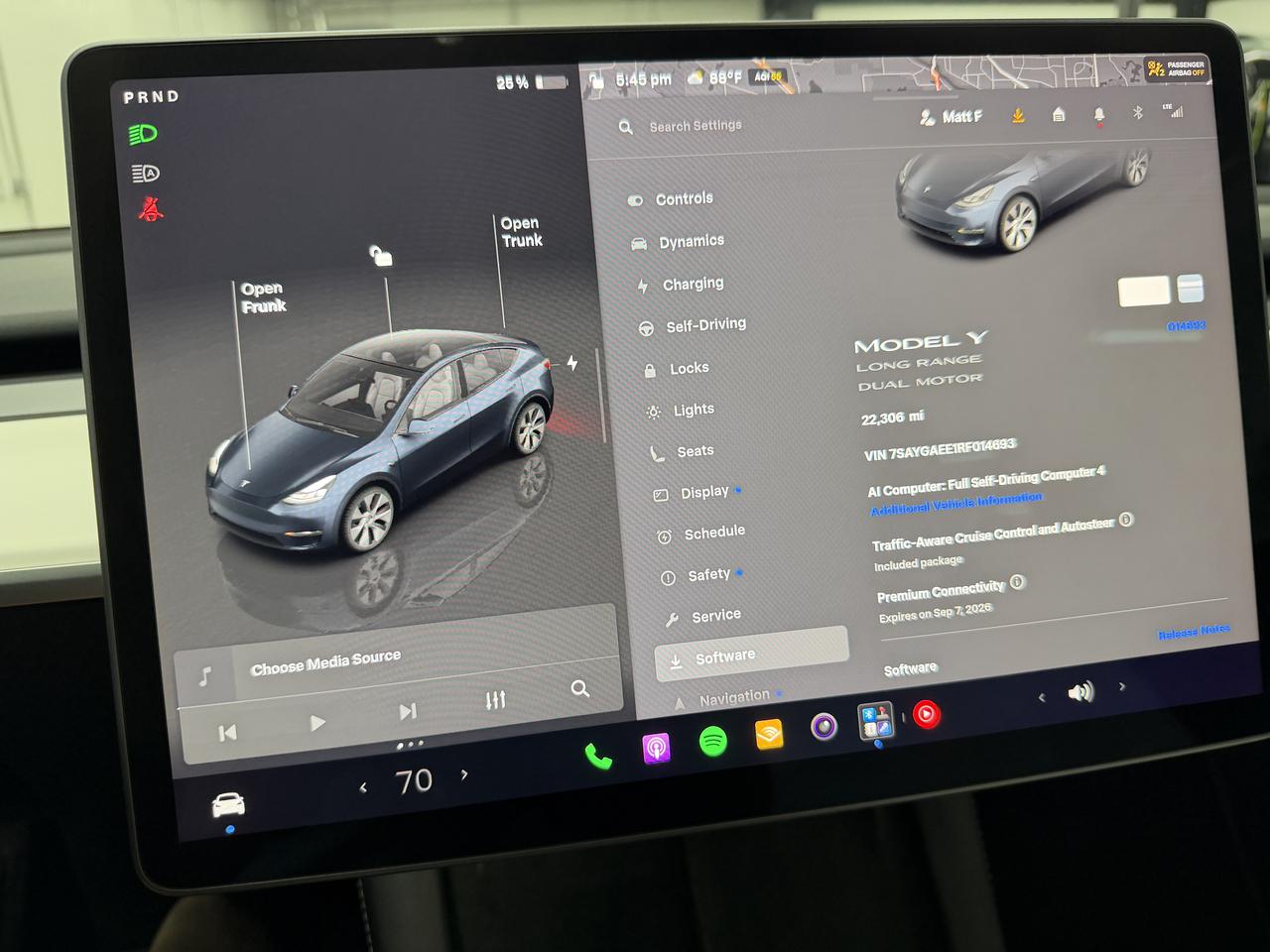 Tesla Model Y Long Range AWD 2024