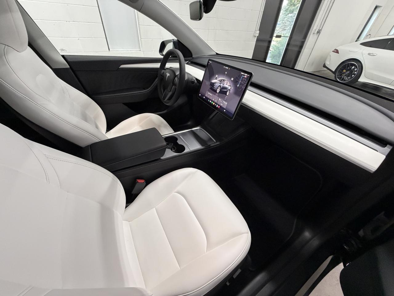 Tesla Model Y Long Range AWD 2024