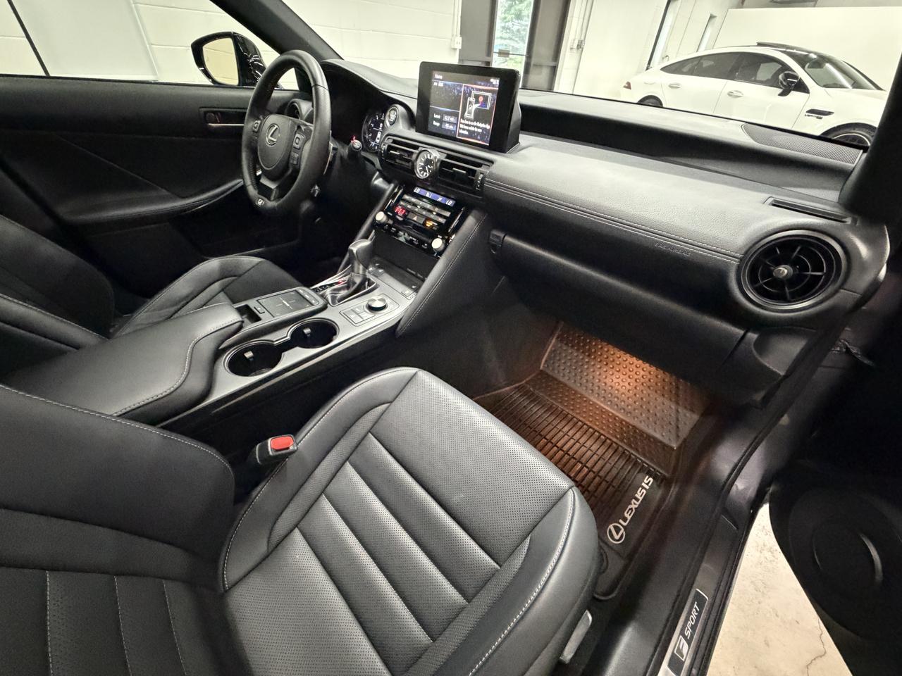Lexus IS F SPORT 350 AWD 2024