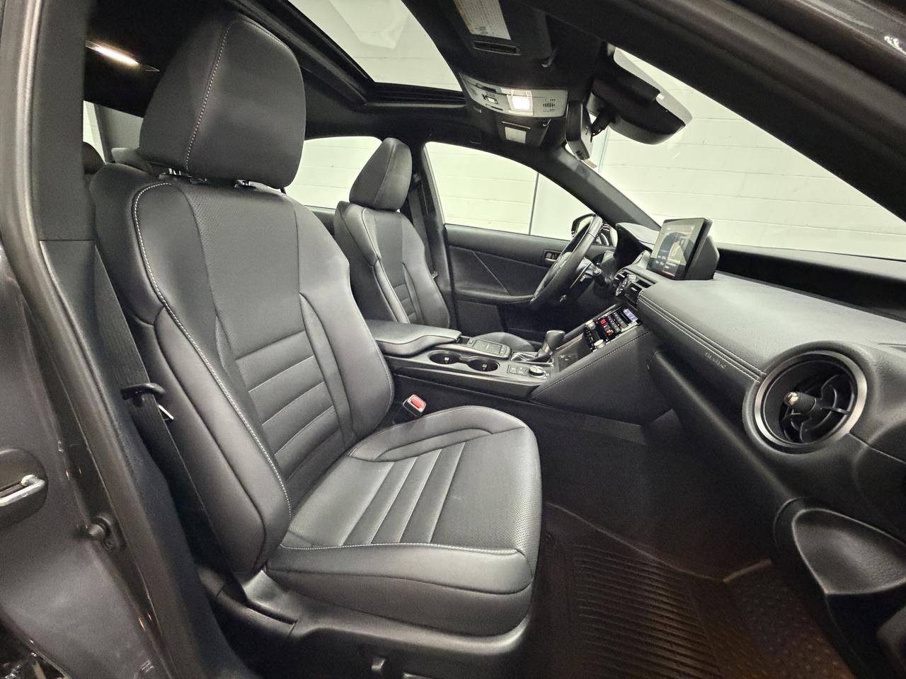 Lexus IS F SPORT 350 AWD 2024