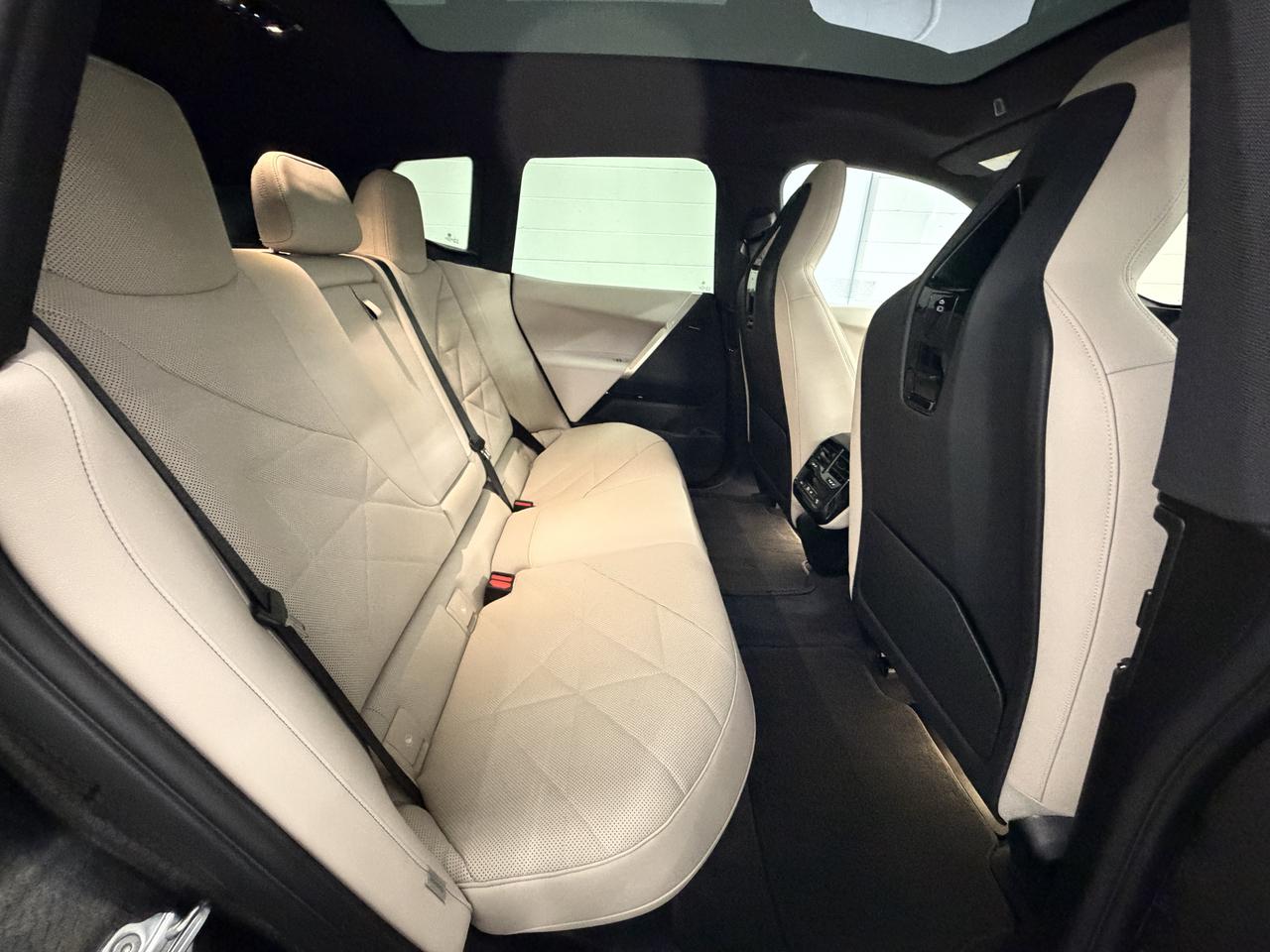BMW iX xDrive50 2024