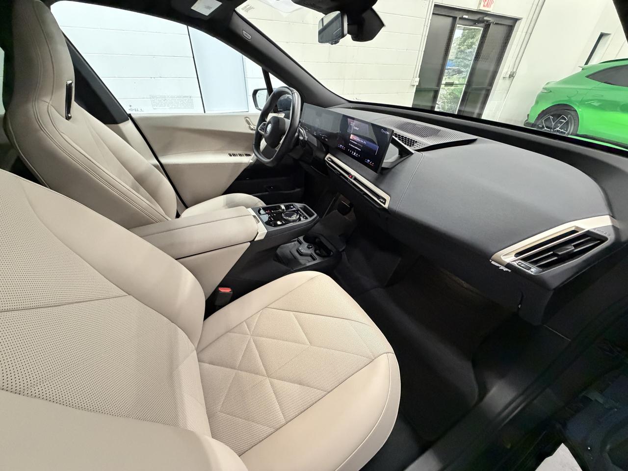 BMW iX xDrive50 2024