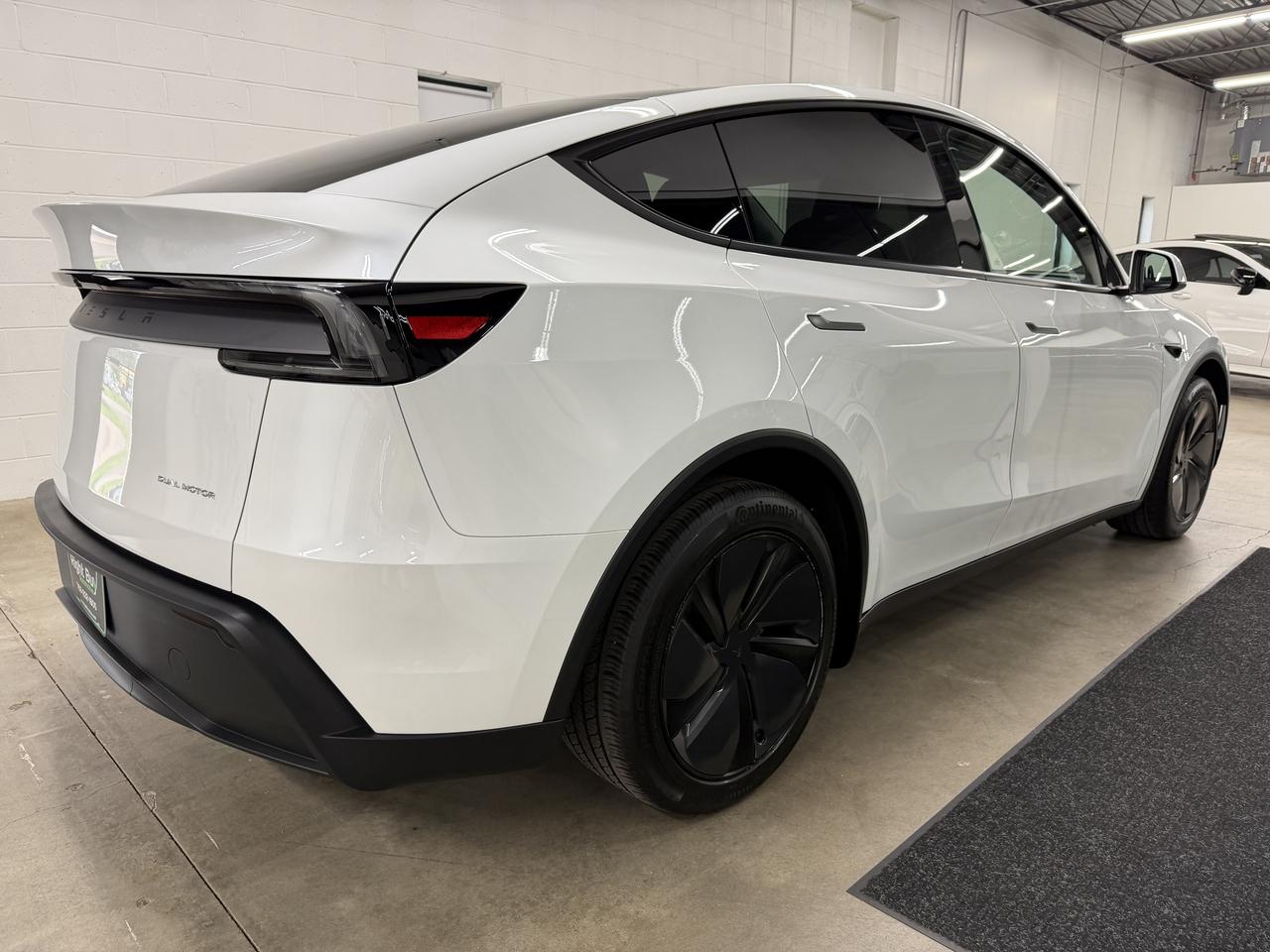 Tesla Model Y Premium AWD 2026