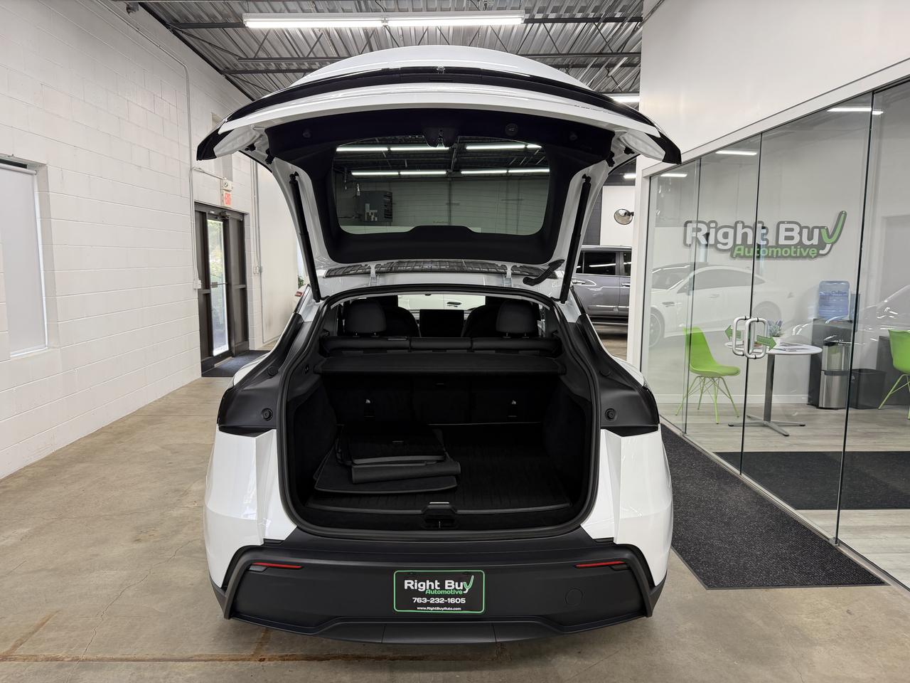 Tesla Model Y Premium AWD 2026
