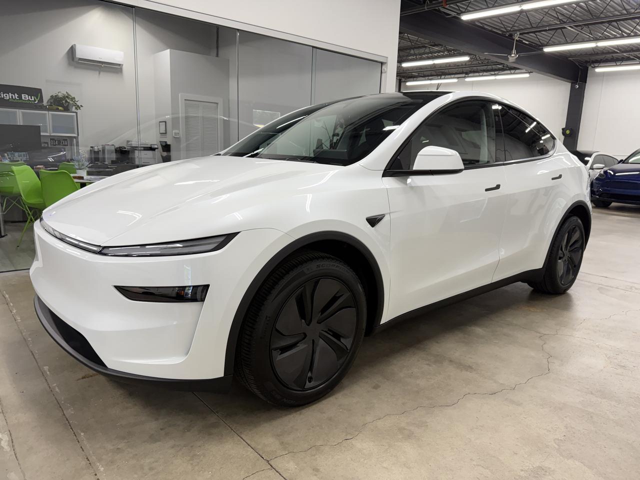2026 Tesla Model Y Premium AWD