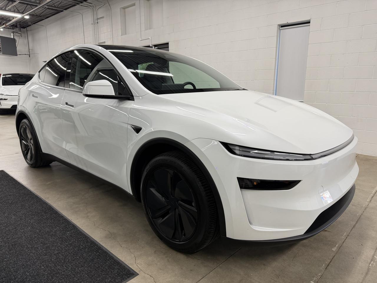 Tesla Model Y Premium AWD 2026