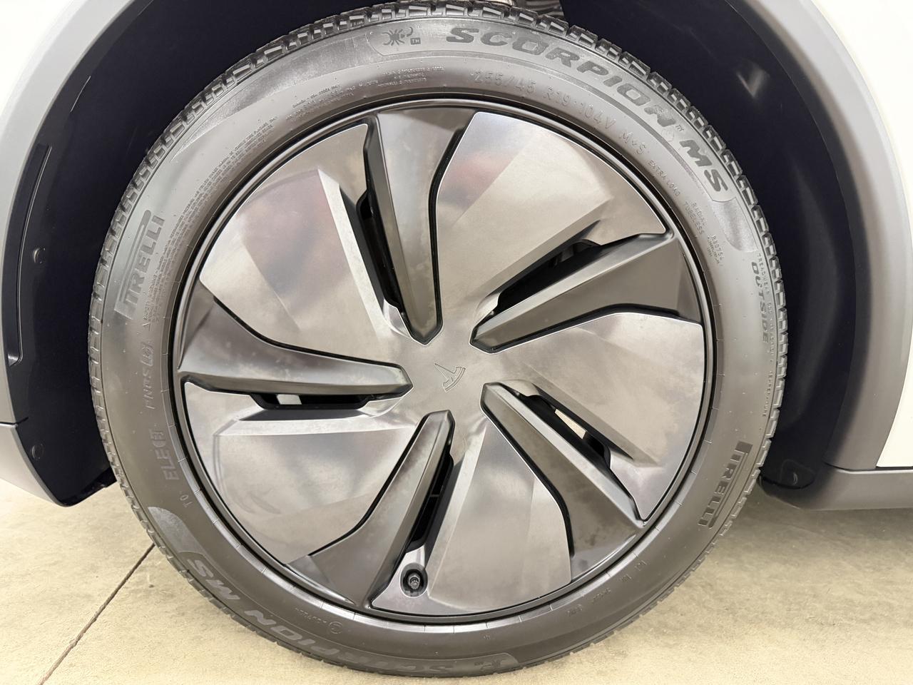 Tesla Model Y Premium AWD 2026