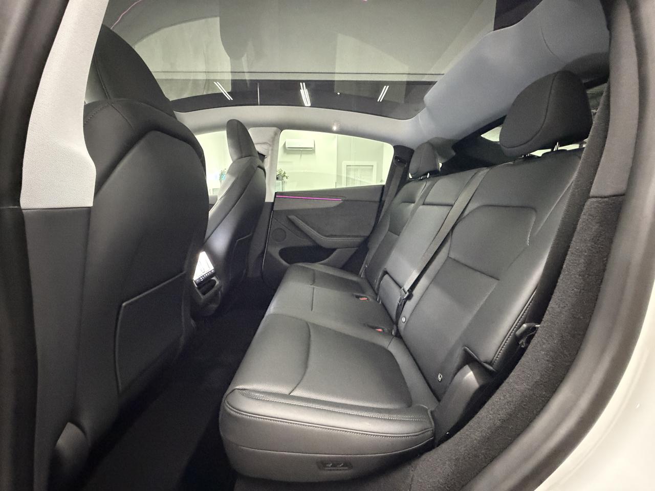 Tesla Model Y Premium AWD 2026