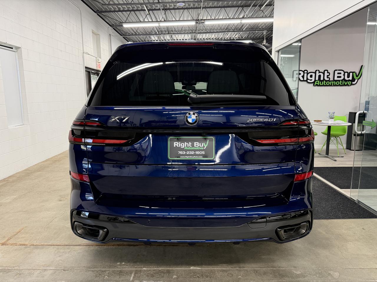 BMW X7  2024