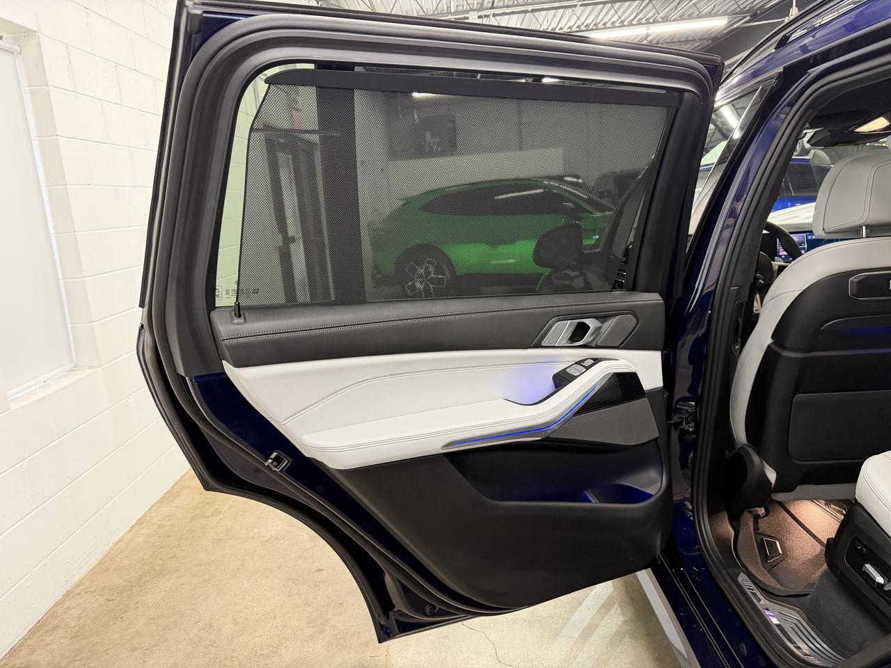 BMW X7  2024
