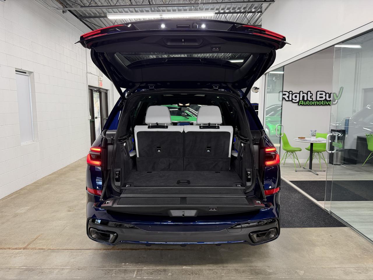 BMW X7  2024