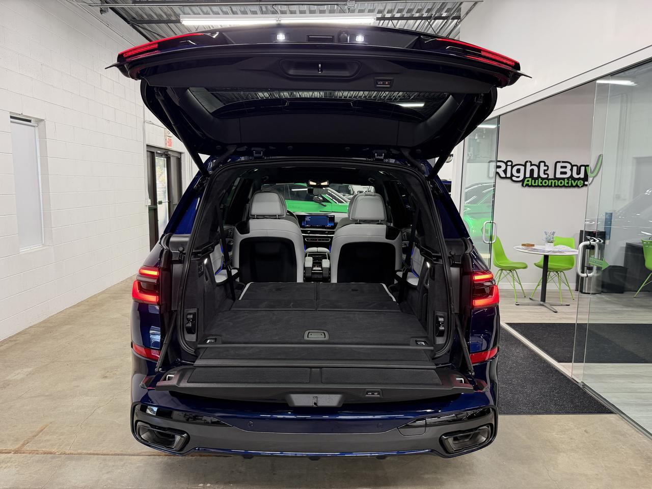 BMW X7  2024