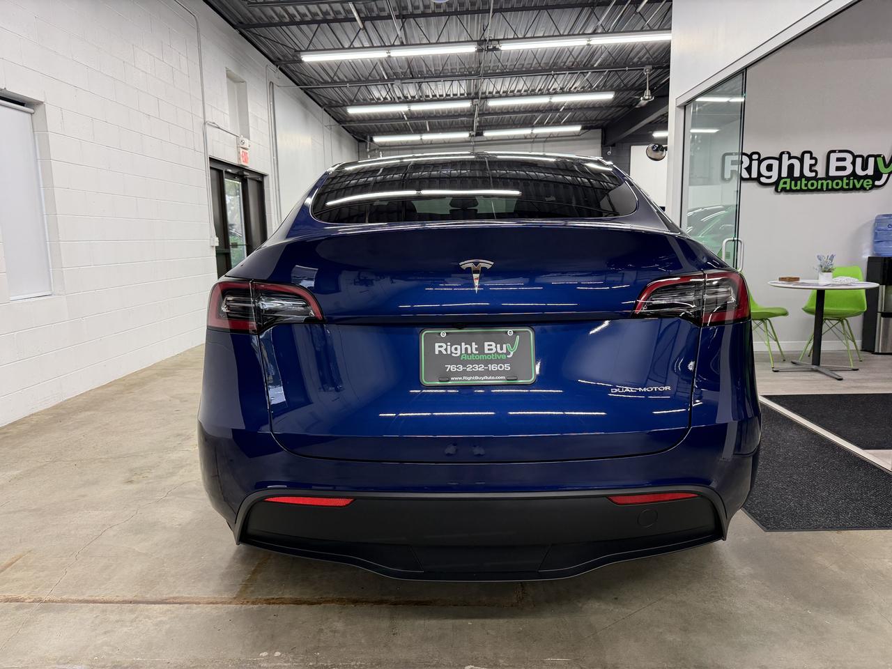 Tesla Model Y Long Range 2024