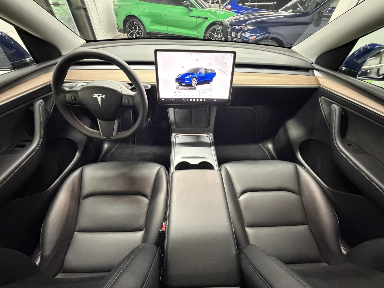 Tesla Model Y Long Range 2024