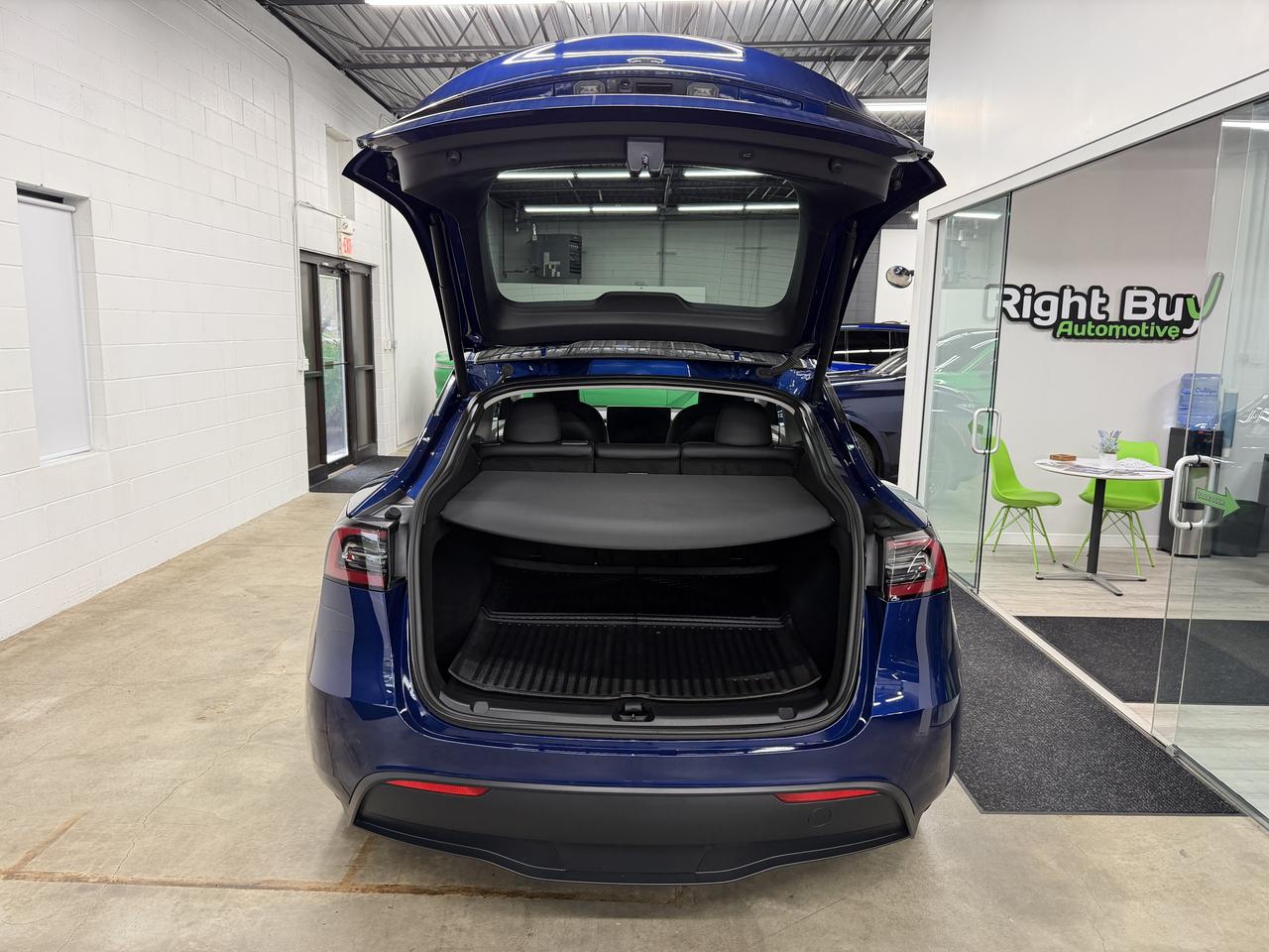 Tesla Model Y Long Range 2024