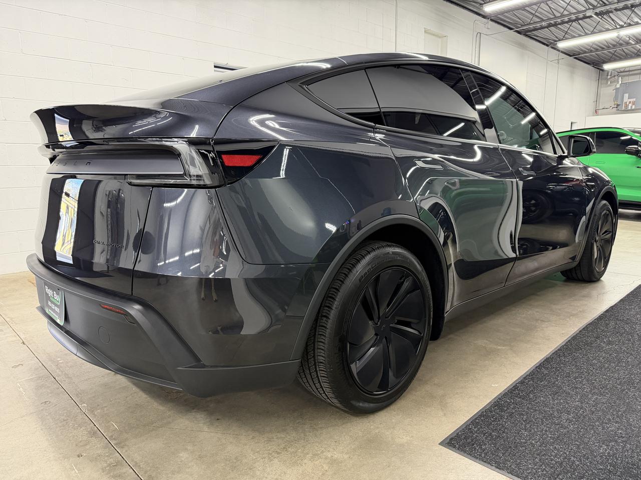 Tesla Model Y Premium AWD 2026