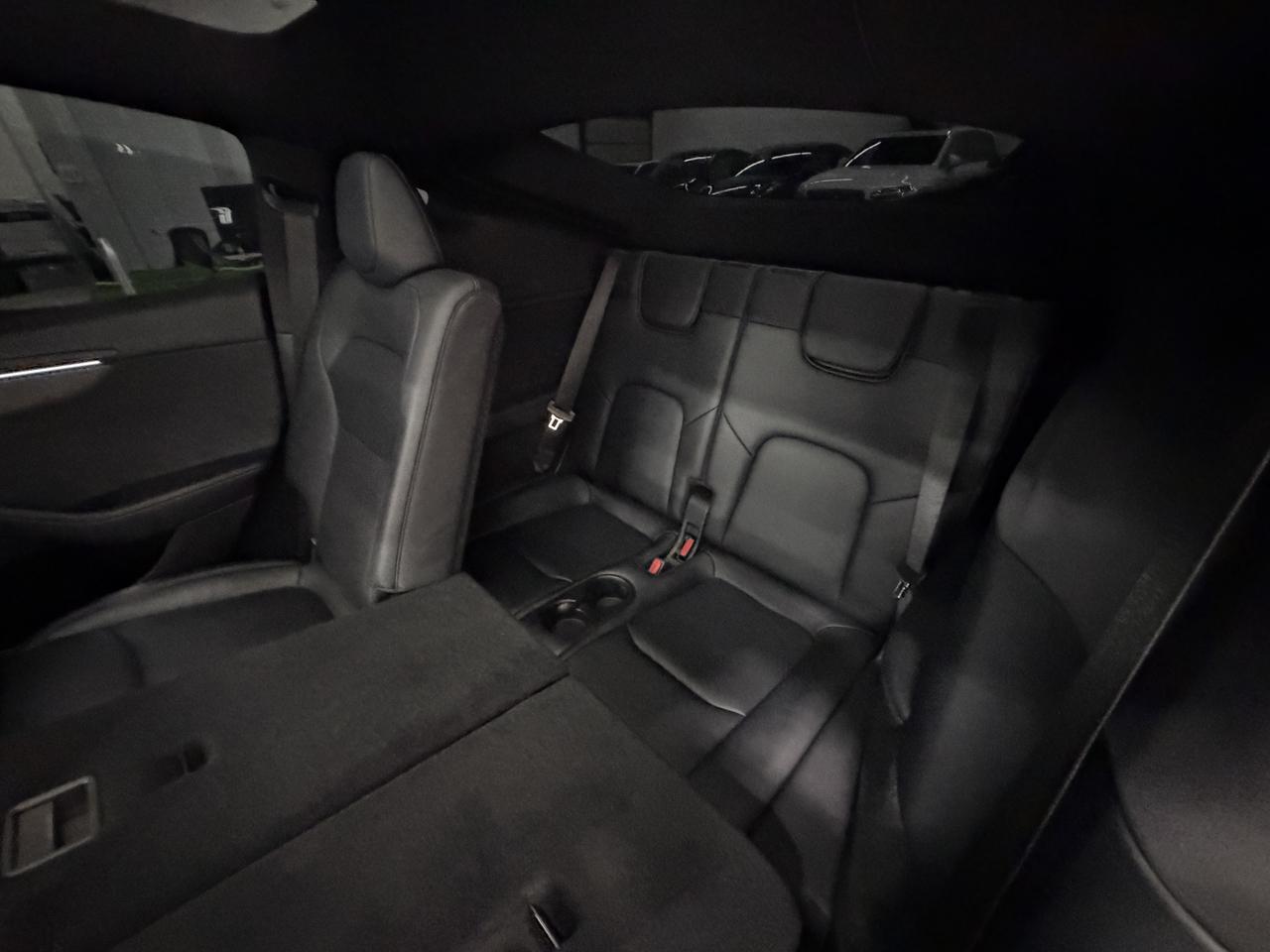 Tesla Model Y Premium AWD 2026