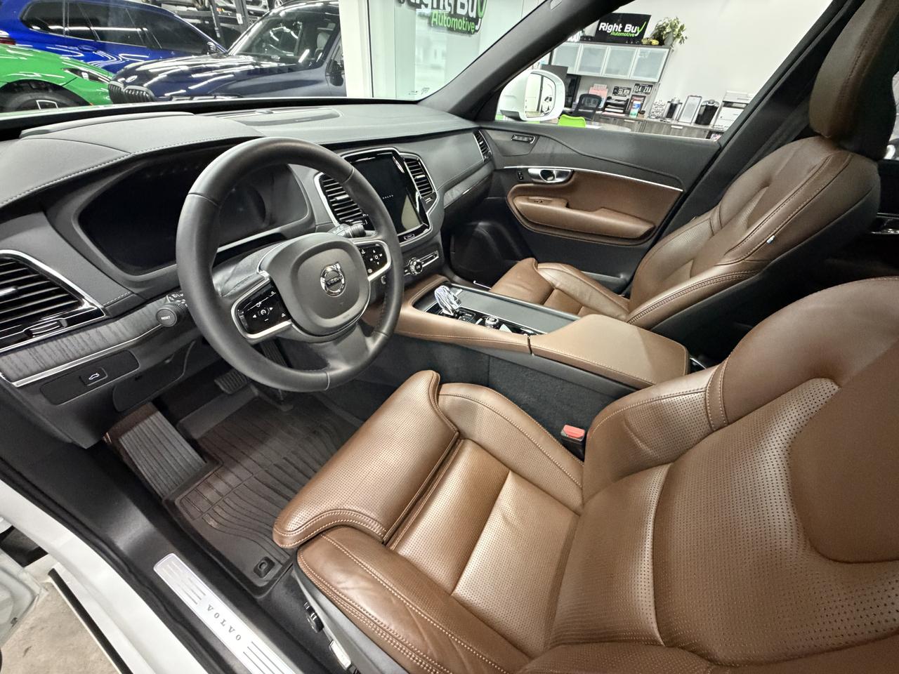 Volvo XC90 B6 Ultra 2025