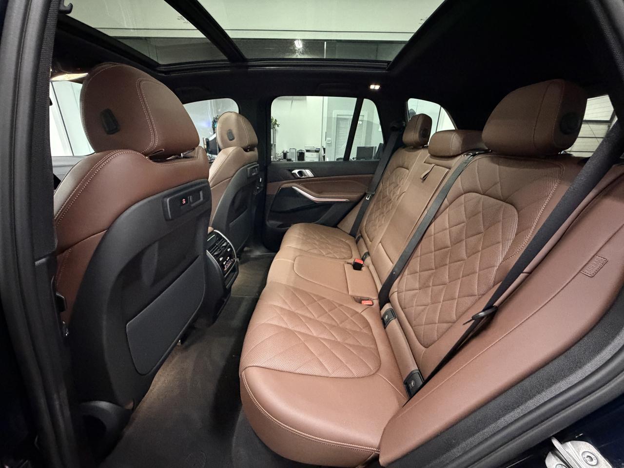 BMW X5  2023