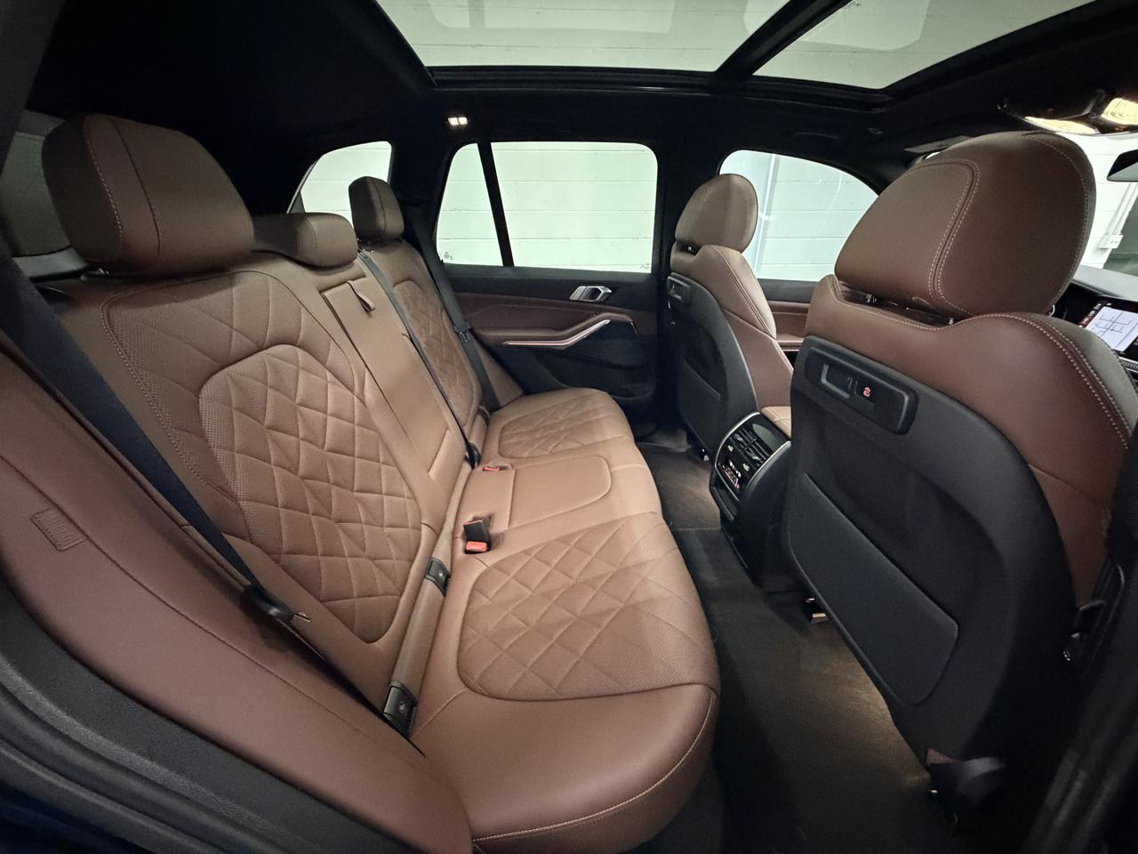 BMW X5  2023