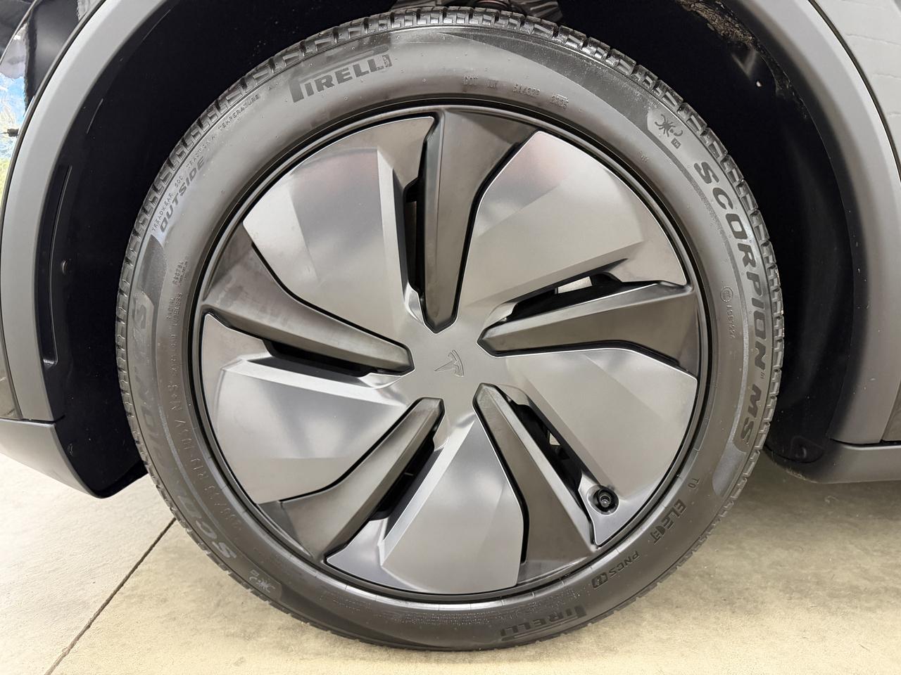 Tesla Model Y Premium AWD 2026