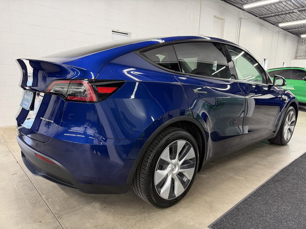 Tesla Model Y Long Range 2024