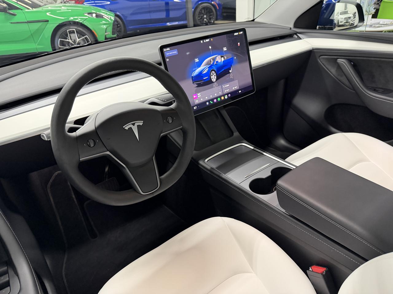 Tesla Model Y Long Range 2024