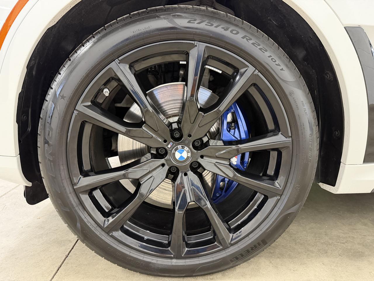 BMW X7 M60i 2025