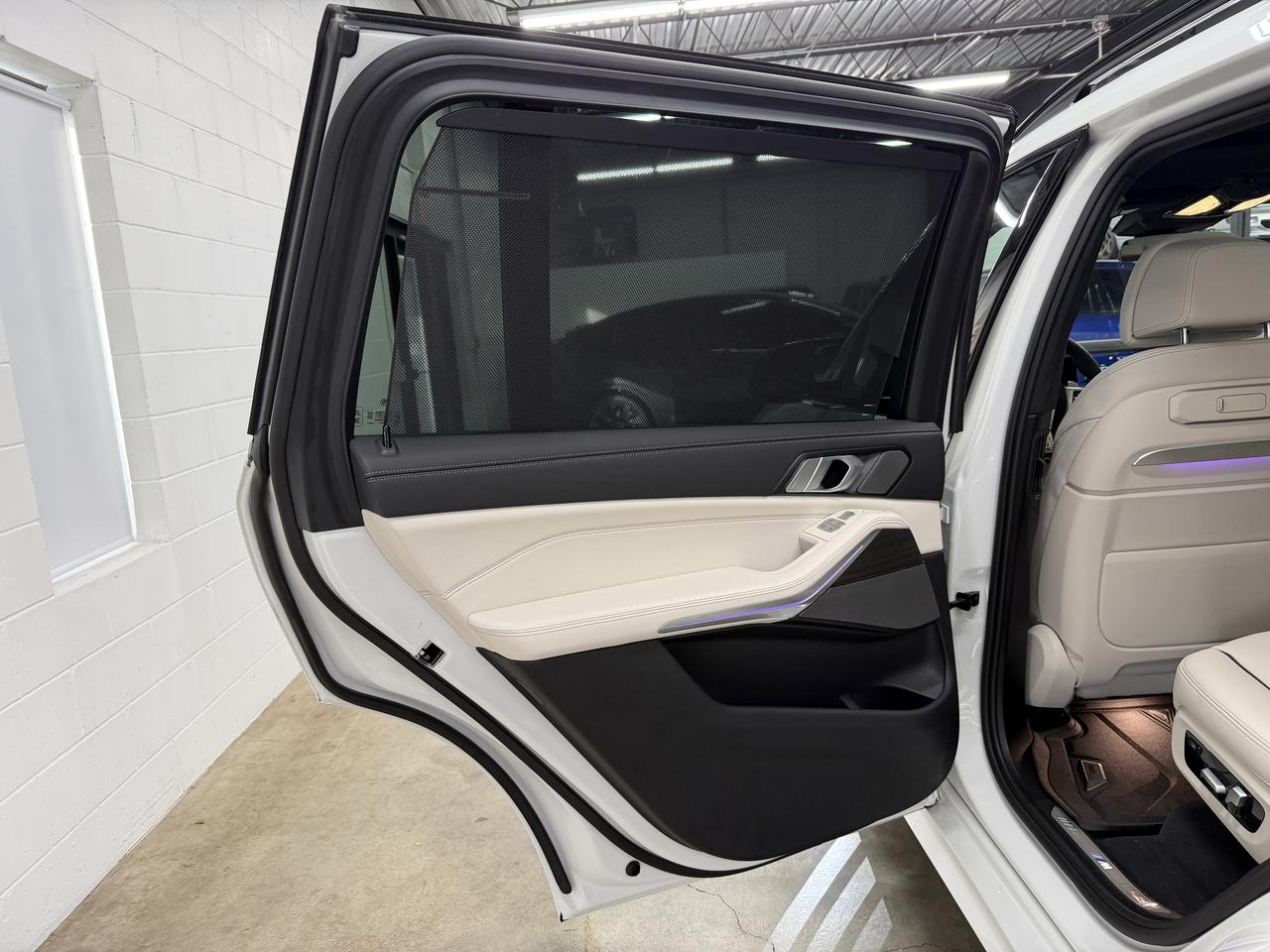 BMW X7 M60i 2025