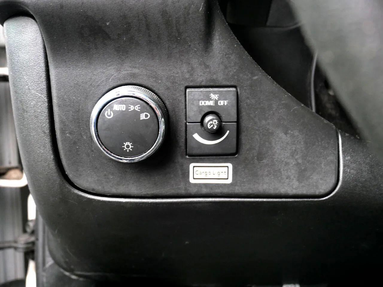 GMC Savana Commercial Cutaway 3500 Van 177" 2019