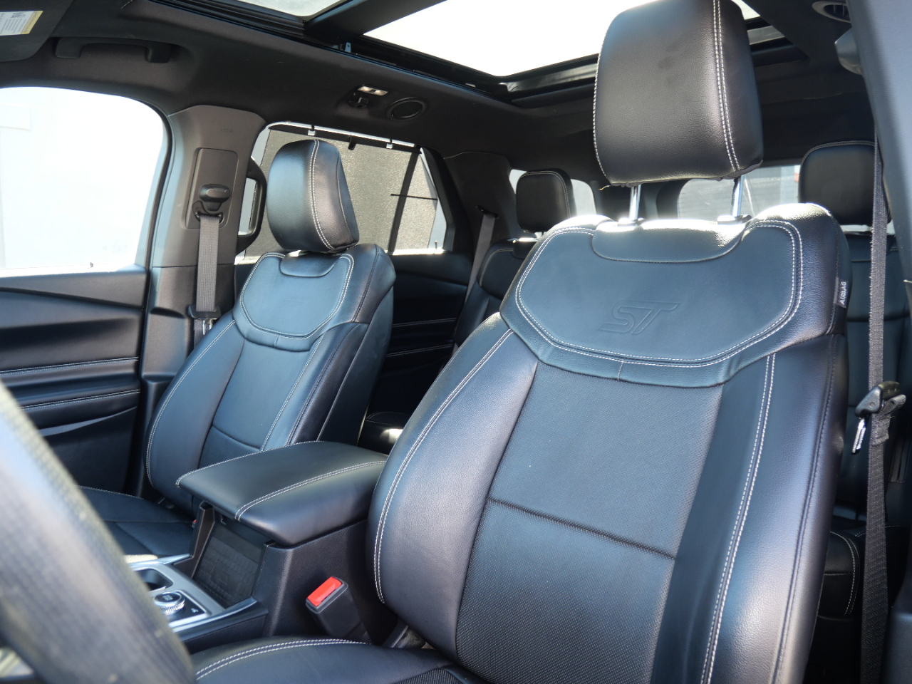 Ford Explorer ST 4WD 2020 Ford Explorer ST 4WD 2020